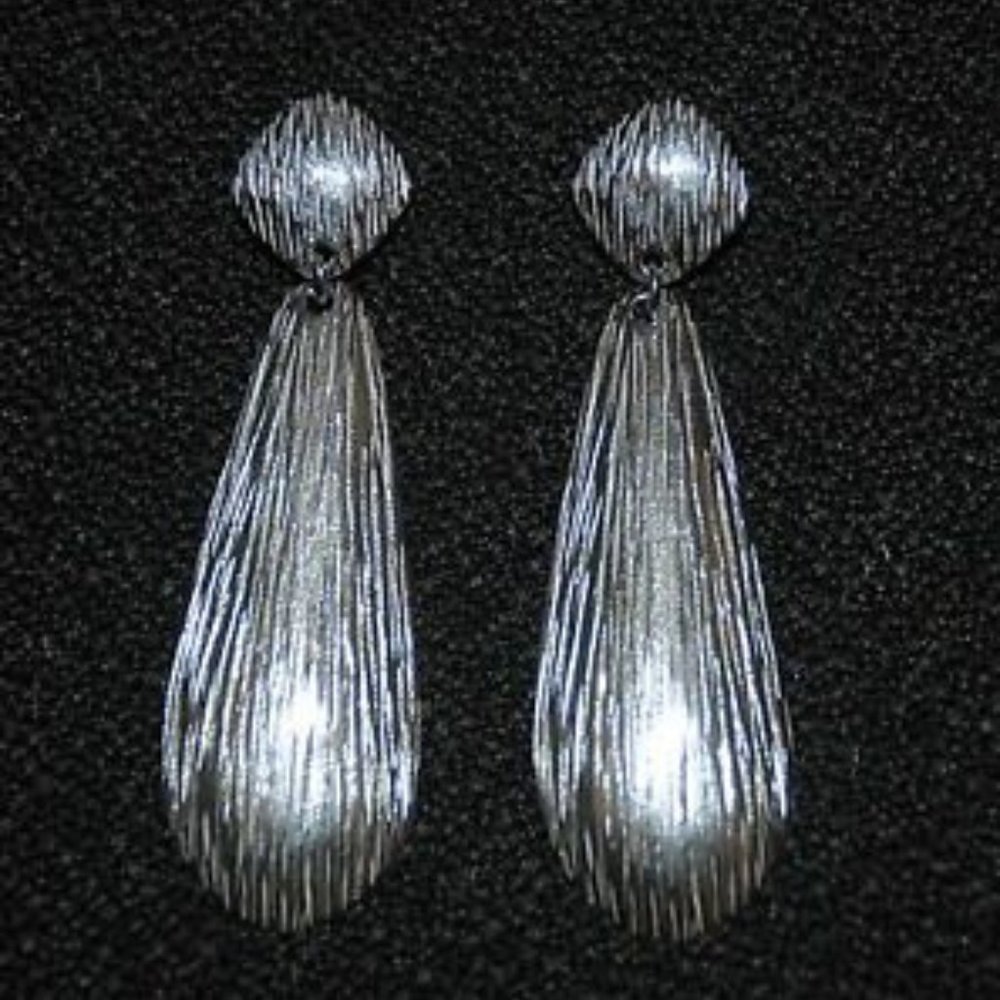 SILPADA Sterling Silver "Tipping Point" Earrings